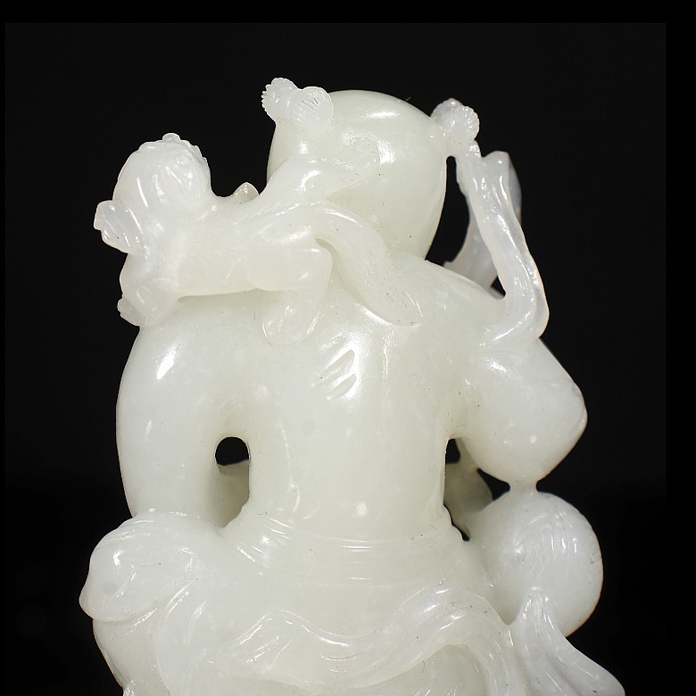 Hetian white jade figurine “Child and dogs”, Qing dynasty