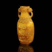 Amber snuff bottle, Qing dynasty