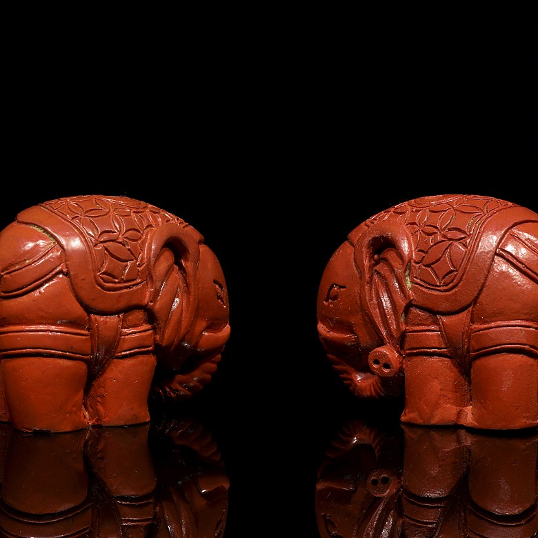 Pair of cinnabar elephants, Qing dynasty