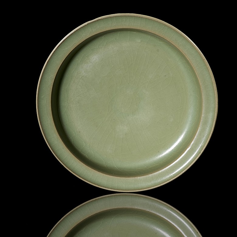 Celadon-glazed ware dish, Song dynasty