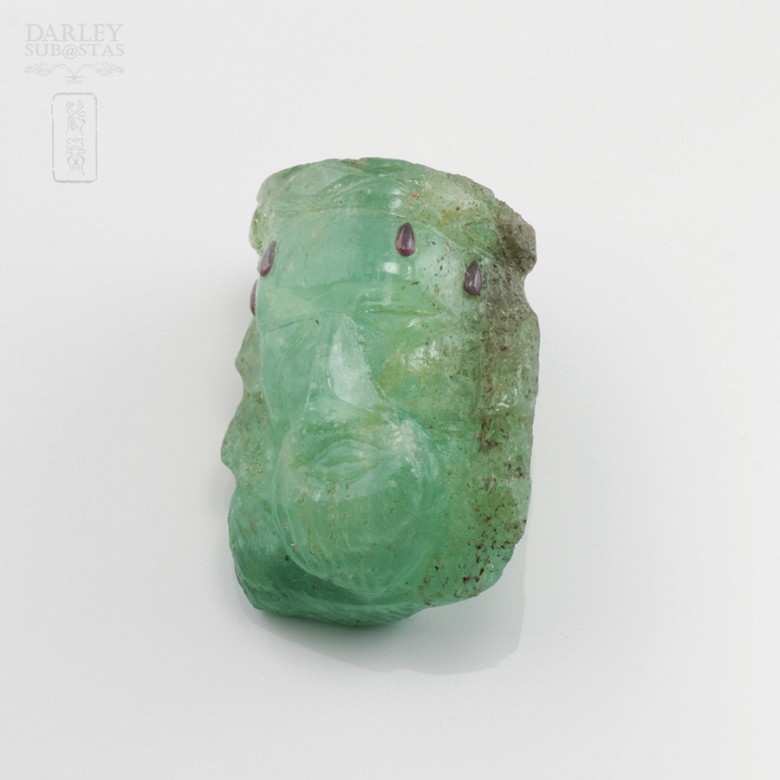 Head of Christ carved emerald