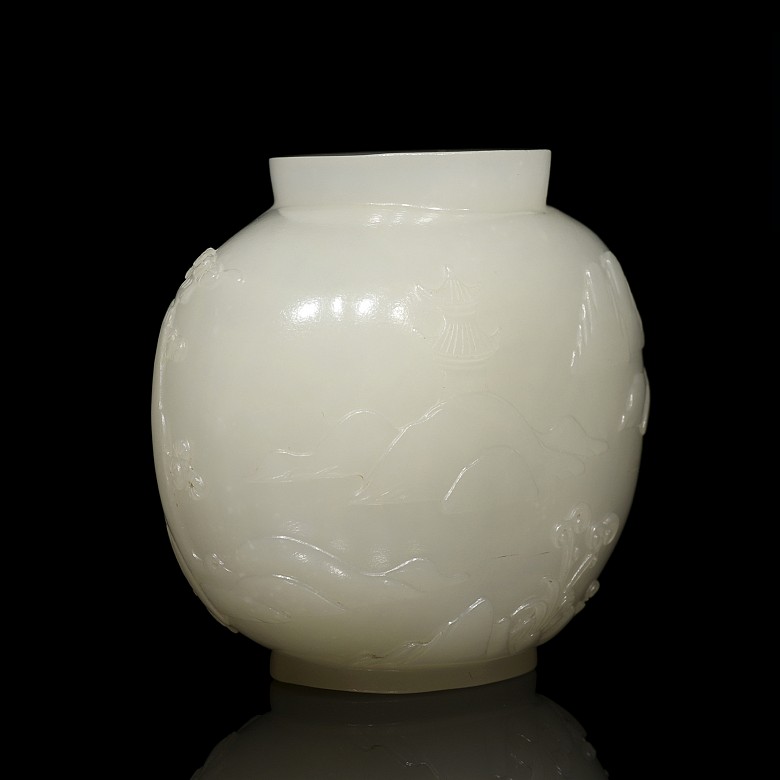 White jade snuff bottle, Qing dynasty