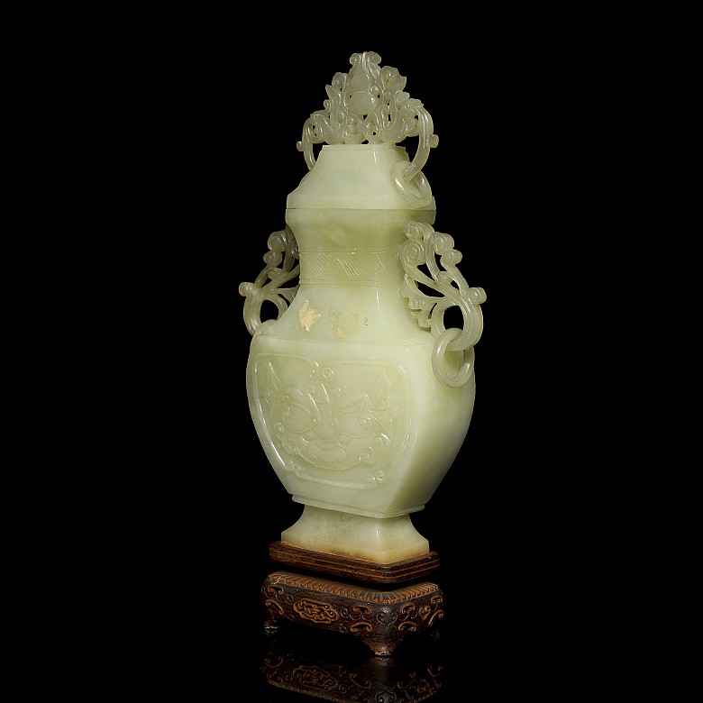 Carved jade vase, 20th century