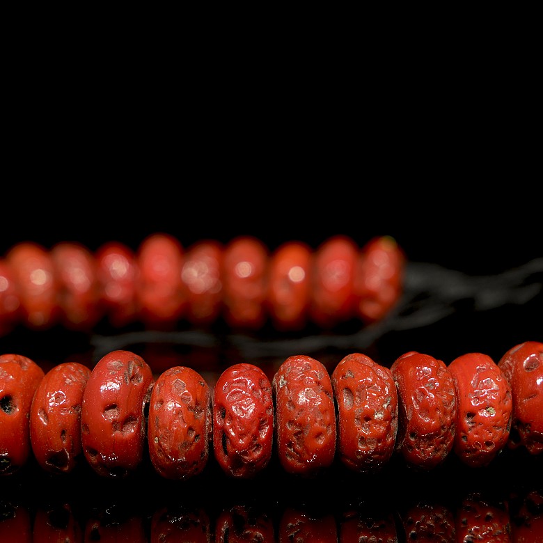 Tibetan liuli bead necklace, Late Qing dynasty