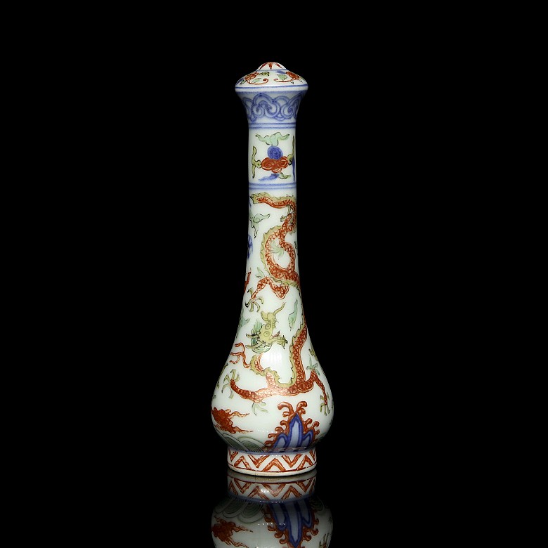 Porcelain Doucai paintbrus handle 