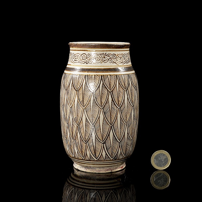 Enamelled ware vase ‘Banana Leaves’, Song dynasty