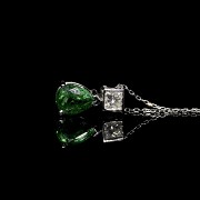 White gold with tsavorite and brilliant pendant - 5