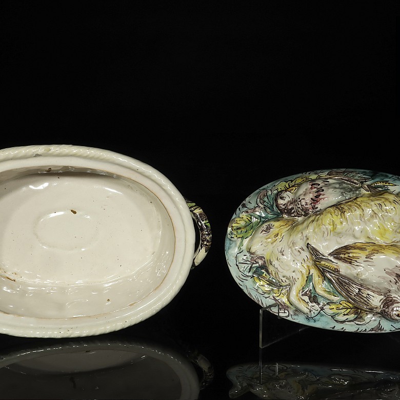 Glazed ceramic tureen, 20th Century