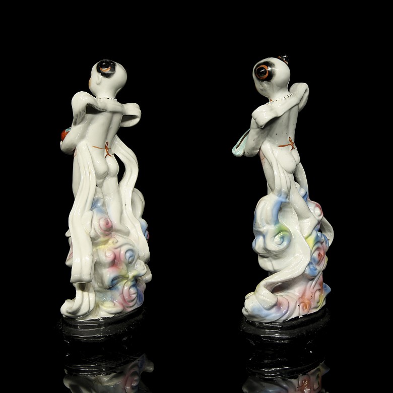 Pareja de niños de porcelana, s.XX - 7