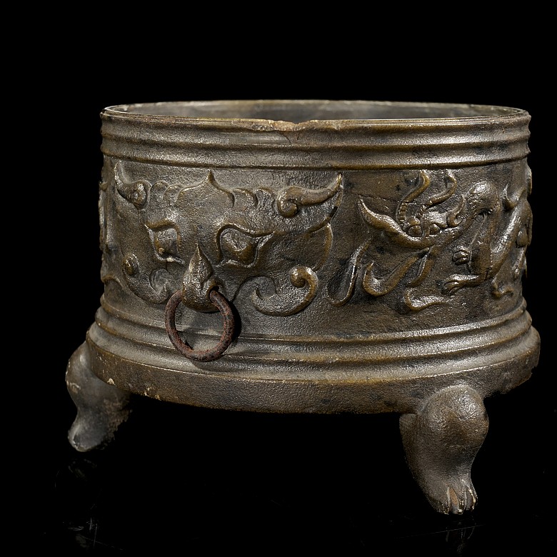 Carved stone censer ‘Dragons’, Han style