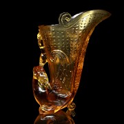 Amber glass cup, Han Dynasty (206 b.C - 220 a.C)