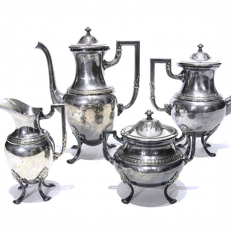 Silver-plated metal tea set. Germany.