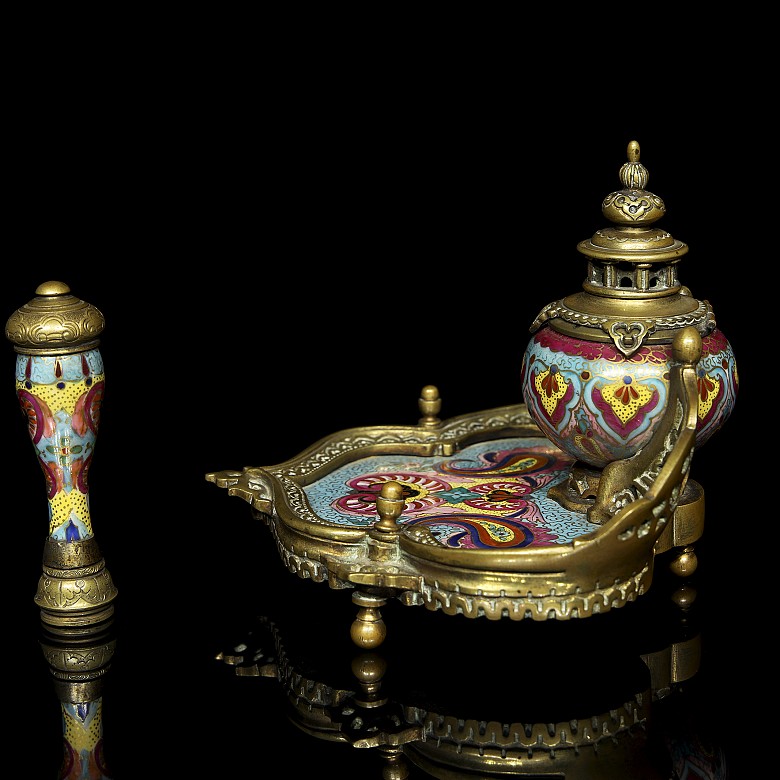 Set of enamelled scribe and stamp seal, 18th-19th century