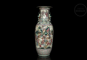 Porcelain vase “ famille rose”, Qing dynasty