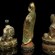 Tres figuras de porcelana Satsuma, Japón,  S.XIX - XX