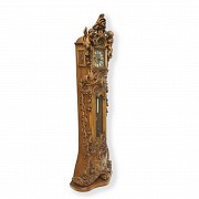 Italian standing clock with cherubim, 20th century