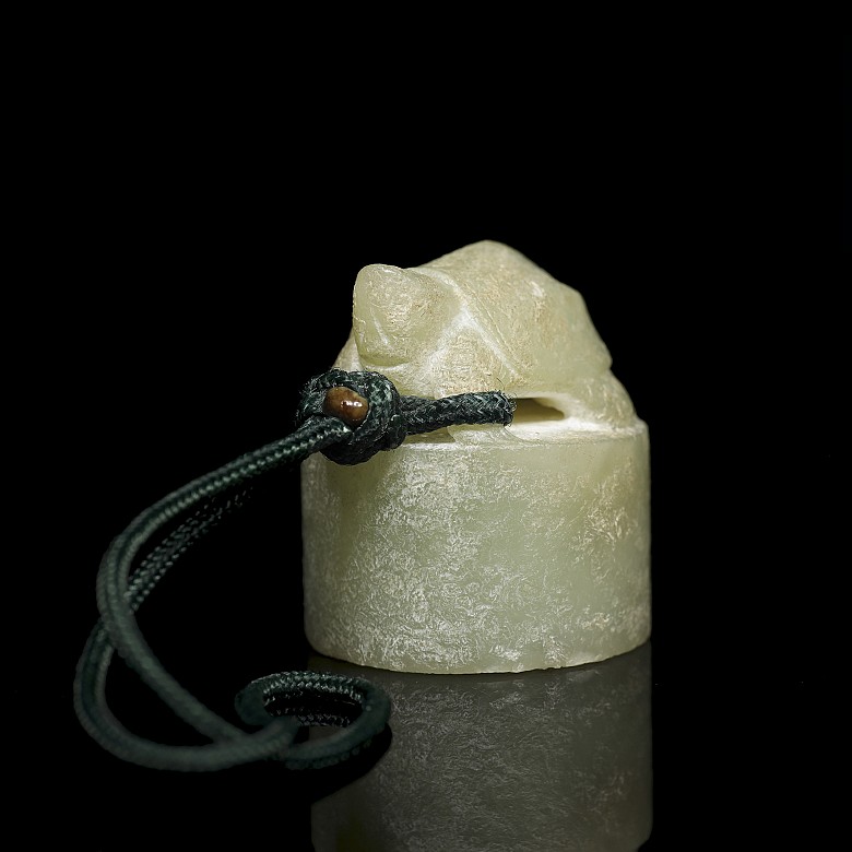 Carved jade stamp piece, Qing dynasty