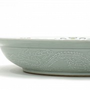 Enameled deep saucer 