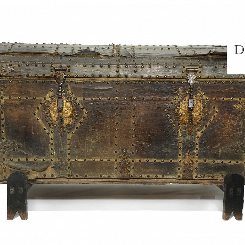 A wood and leather trunk, 18th century