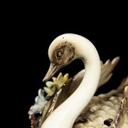 Capodimonte Porcelain ‘Couple of swans’, 20th century - 7