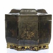 Lacquered and polychrome jewelry box, China, 20th century