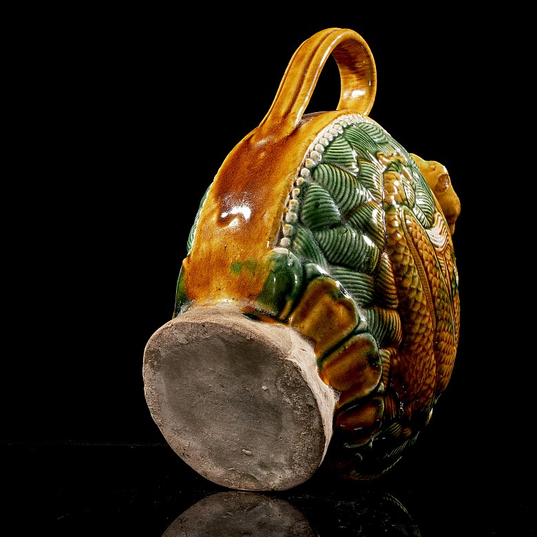 Three-color glazed ceramic jug, Liao style