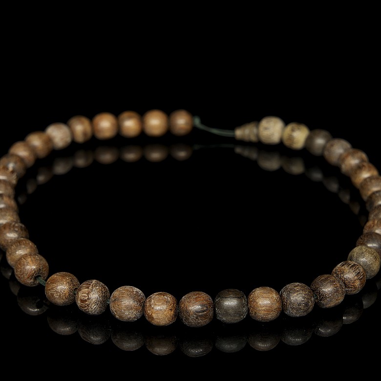 Wooden bead necklace, Qing dynasty