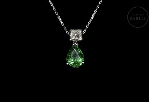 White gold with tsavorite and brilliant pendant