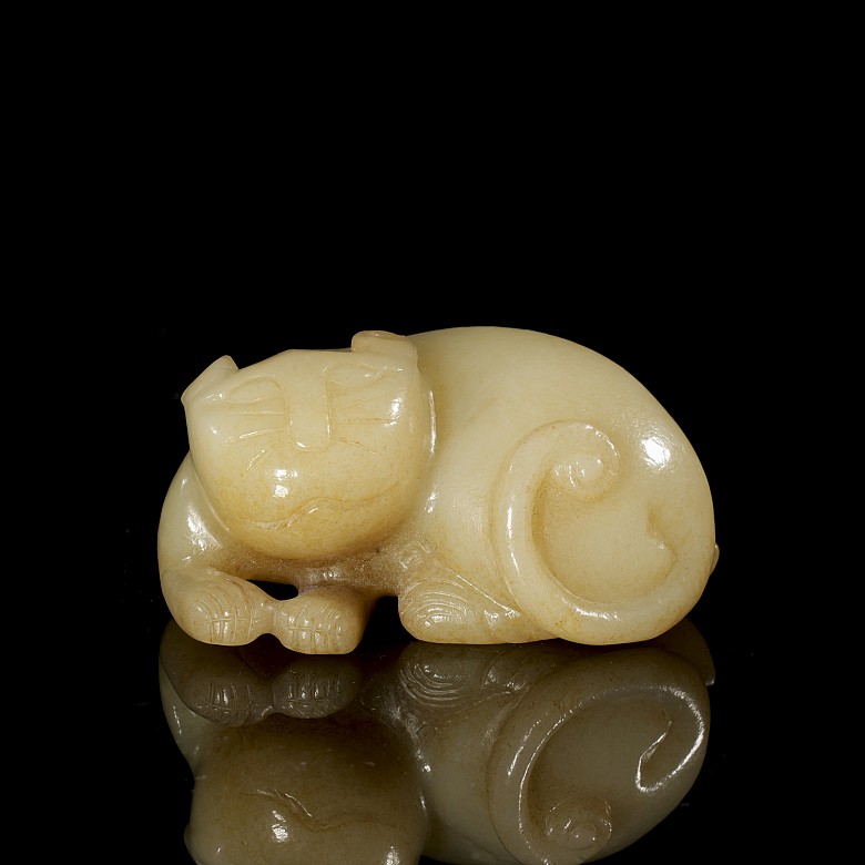 Carved jade animal, Qing dynasty