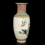 Chinese vase with ladies and palace, 20th century