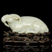 Carved jade figurine “Ram” with wooden base, Qing dynasty