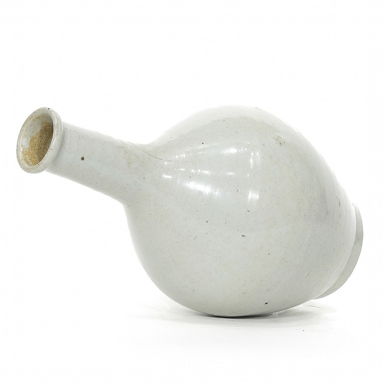 Glazed ceramic vase, Qing Dynasty.