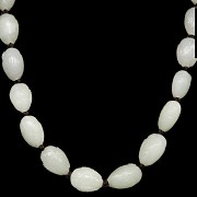 Necklace with cicada beads in white jade, Western Zhou