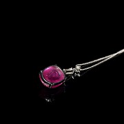 White gold pendant with ruby cabochon and diamonds