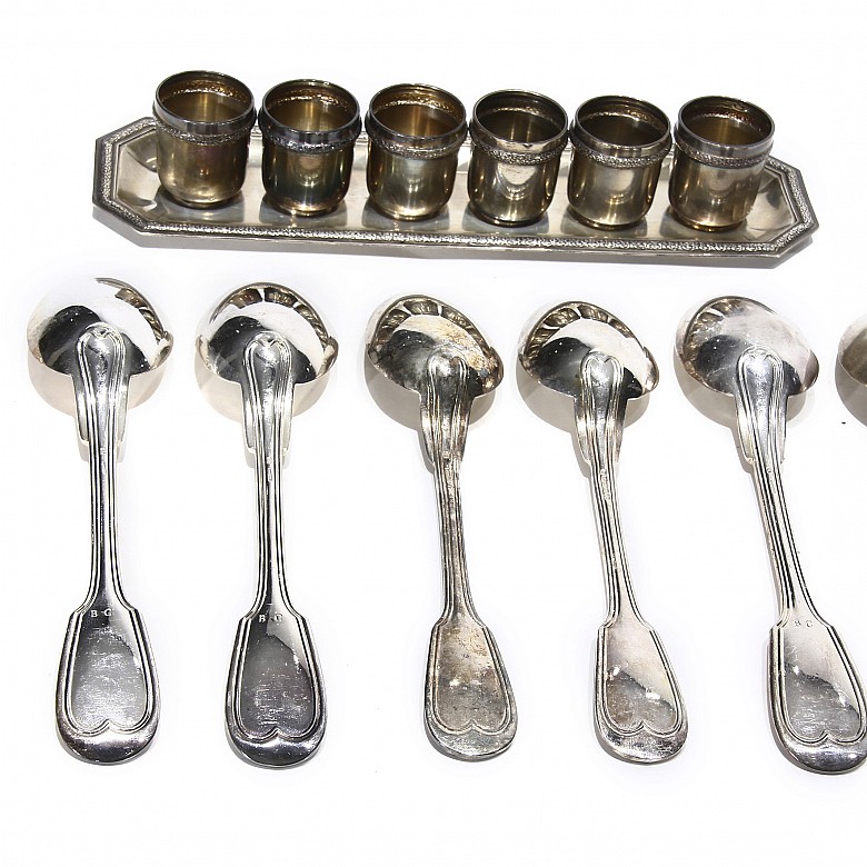 Lot of silver punched objects, 20th century