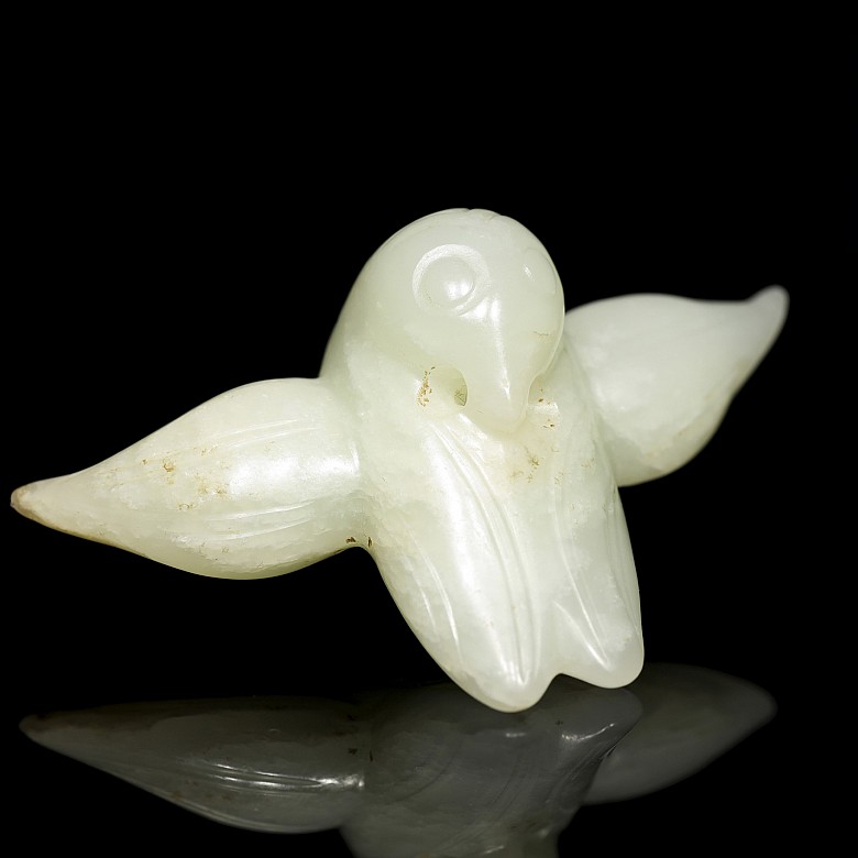 Carved jade bird figurine, Western Zhou dynasty