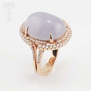 Gold ring in 18k rose gold, diamonds and lilac jadeite.