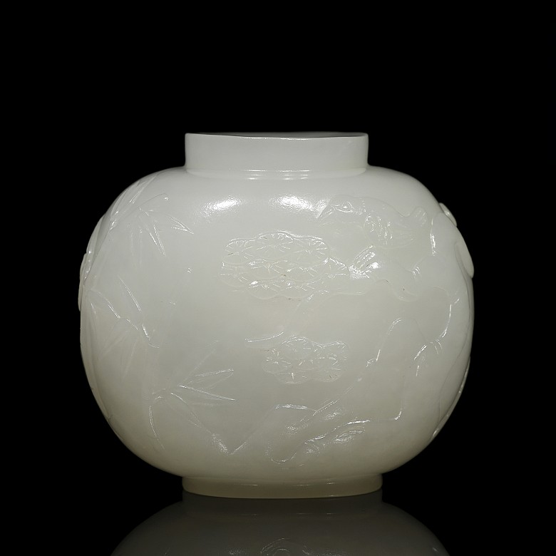 Botella de rapé de jade blanco, dinastía Ming, S.XVII