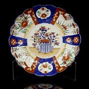 Imari porcelain enamelled plate, 20th century