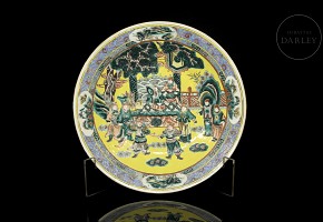 Green family ‘Imperial Court’ porcelain dish, Qing dynasty