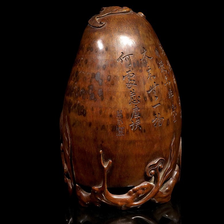 Buddhist bamboo altar with poem, Qing dynasty, 19th-20th century