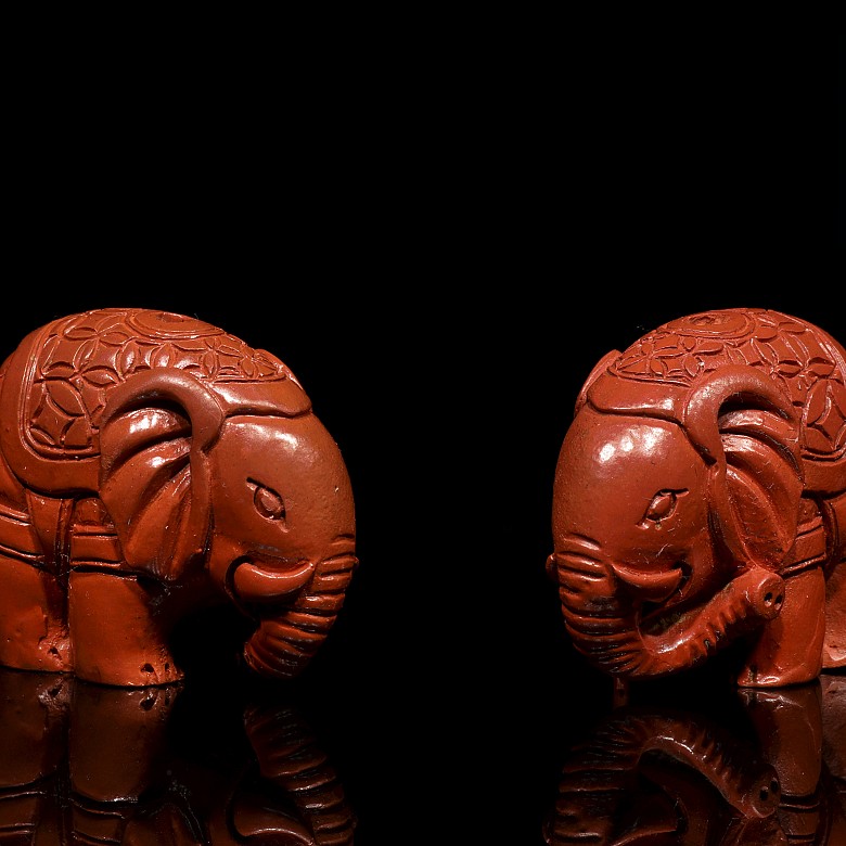 Pair of cinnabar elephants, Qing dynasty