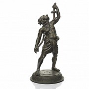 Figura en bronce según el 