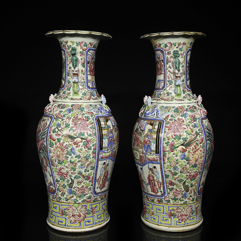 Pair of enamelled vases famille rose “Palace scenes”, Qing dynasty