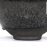 Glazed ceramic bowl, Song style.