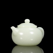 Beautiful Hetian jade teapot, Qing dynasty