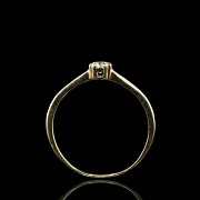 Anillo solitario de oro amarillo 18 k