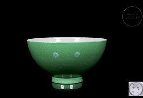 Small green glazed porcelain cup, Qing dynasty