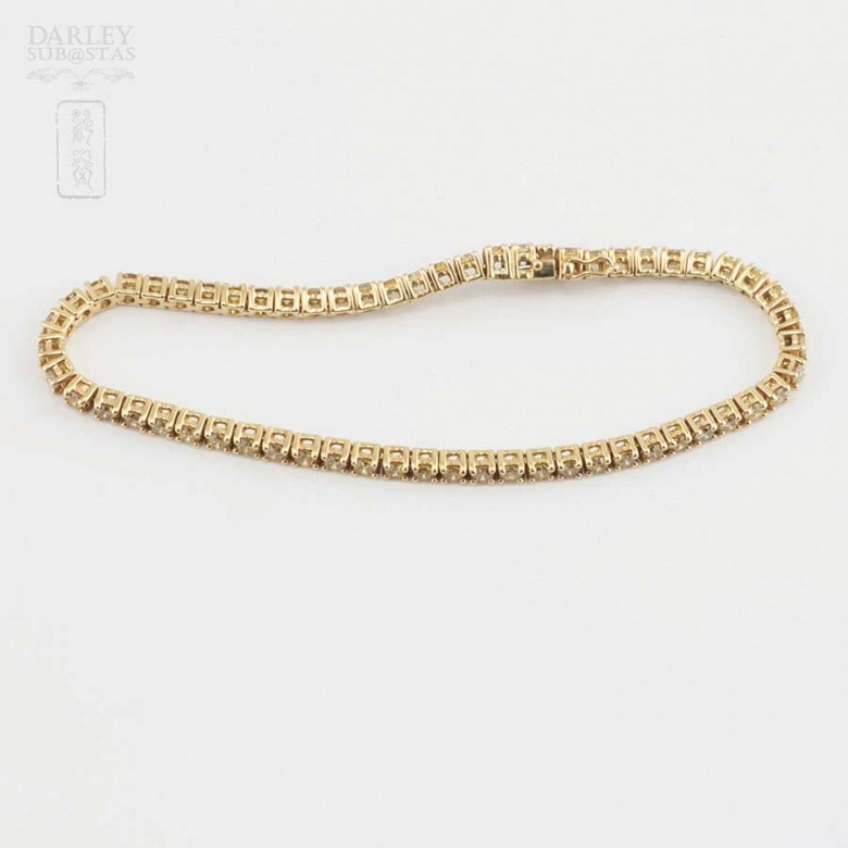 18k Gold Bracelet with Fancy Diamonds