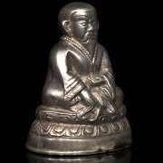 Pequeña figura budista de plata, dinastía Qing